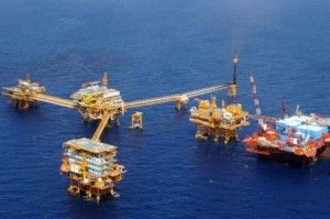 Licitarán 26 campos maduros de Ronda Uno - pemex_disminuy_su_produccin_y_ventas1-300x199