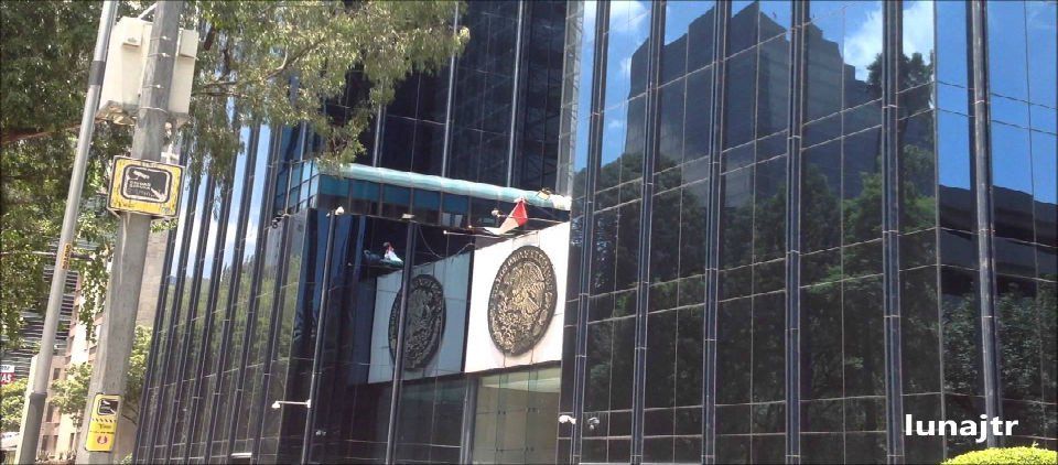 PGR asegura Policía Municipal de Iguala - pgr_reforma2