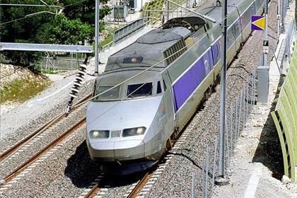 Los lugares más seguros para sentarse en un tren - tren_reforma1
