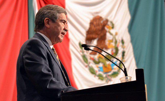 Investigan posibles desvíos de 9 gobernadores - juan_manuel_portal-asf1