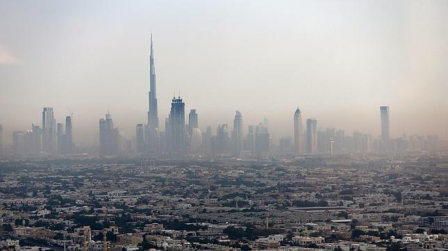 Más de 1 mdp de multa por insultar en Whatsapp - burj-khalifa-edificio-644x3621