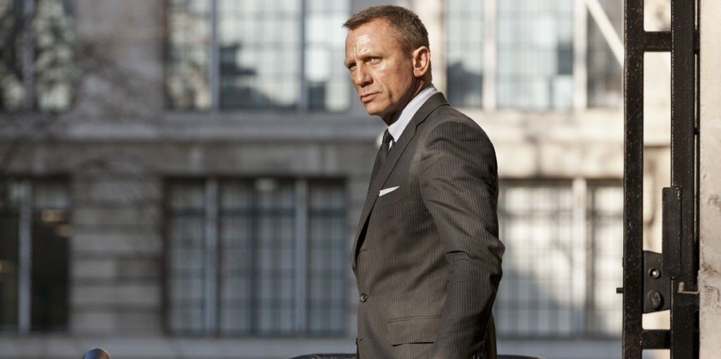 Lanzan nuevos carteles de Spectre - daniel-craig-bond-suits-8787ll-i31-1024x510