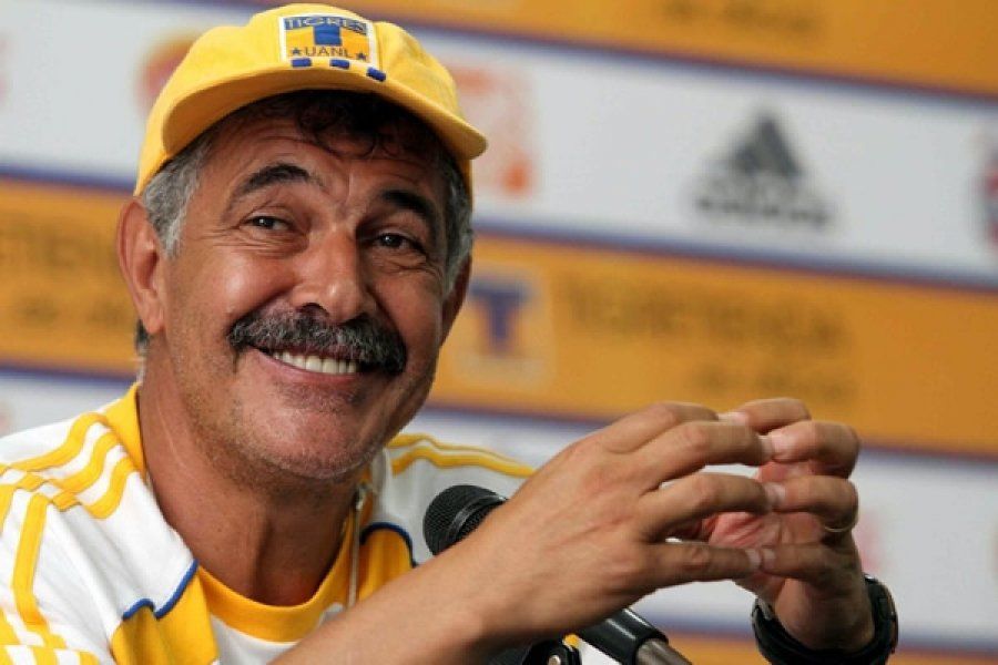 El Tuca no descarta dirigir a México - tuca-ferretti-contento-con-victoria-de-tigres1