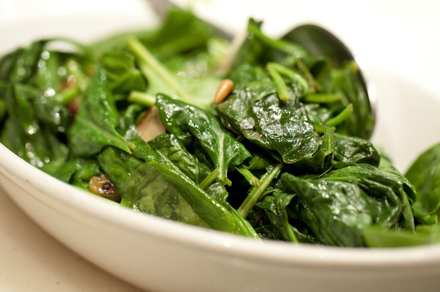 Diez consejos para evitar comer por ansiedad - espinacas_