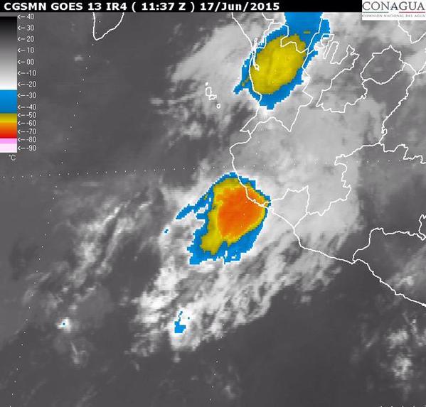 Carlos se degrada a depresión tropical - CHs5NPZUsAAbSPH