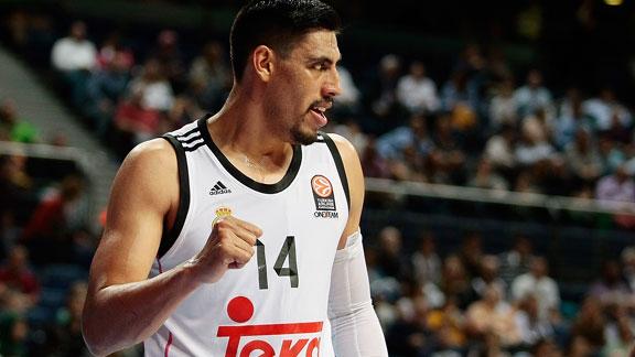 Ayón y el Madrid se acercan al título de Liga Endesa - Gustavo-Ayon