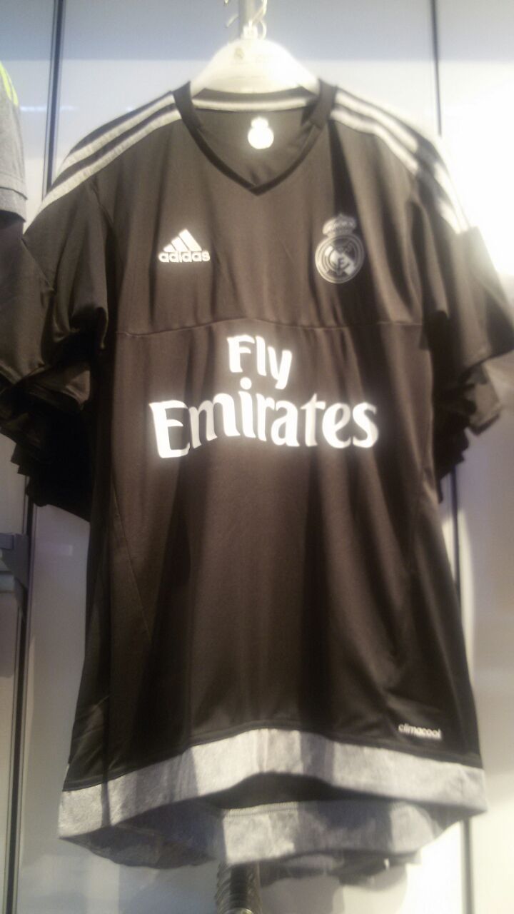 Fotos y video de la nueva playera del Real Madrid - IMG-20150615-WA0004