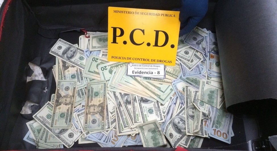 Detienen a mexicano en aeropuerto de Costa Rica - Mexicano-detenido-Costa-Rica-PCD