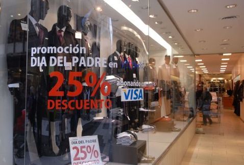 Aumentan los robos por el Día del Padre - camisas