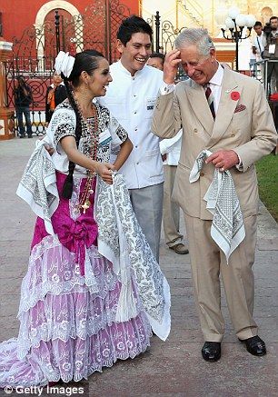 La familia real británica gastó 8 mdd en viajes en 2014 - charles-in-latin-america