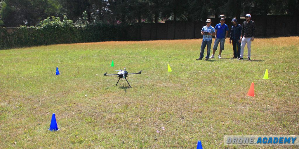 La primera academia de drones en México - drone-academy-3-1024x512