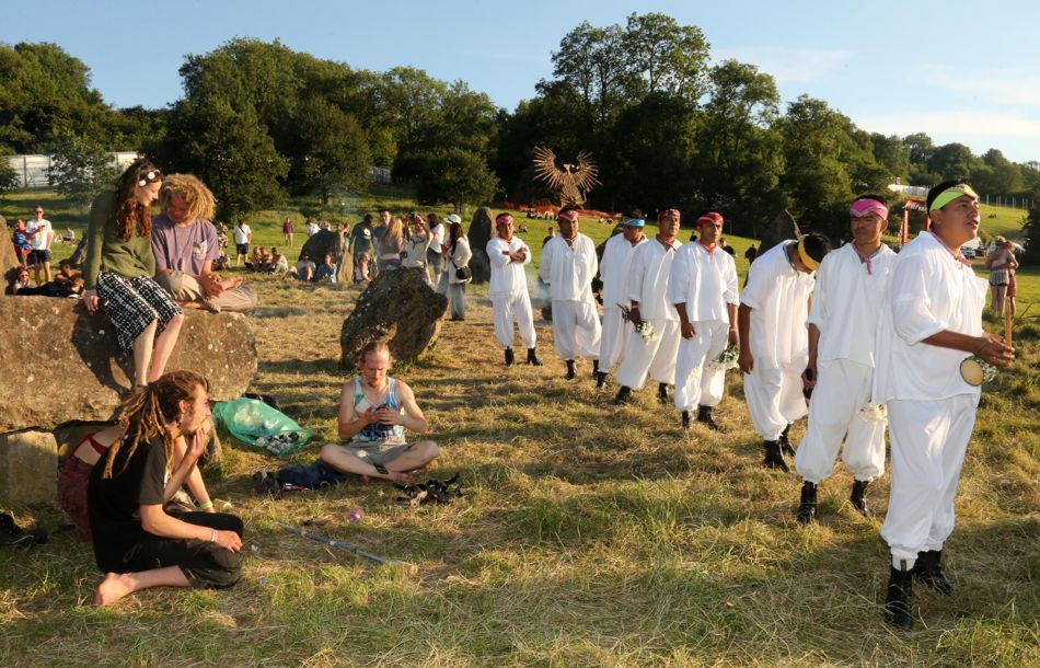 Voladores de Papantla inauguran festival de Glastonbury - papantla_glasto2