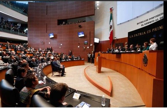 Senado recibe en sesión solemne a los reyes de España - senado