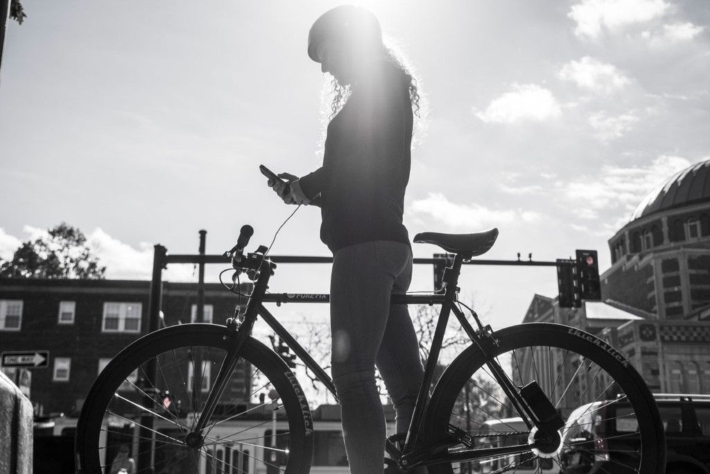 Bicicleta recarga batería de smarphones - siva_cycle2