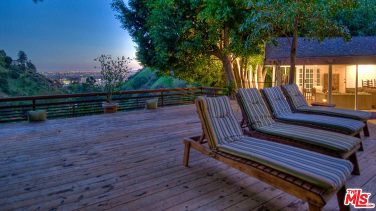 Salma Hayek renta su casa de Hollywood - 12la-fi-hotprop-salma-hayek-20150721-pictures-015