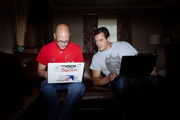 Así de fácil se hackea una camioneta - 150701_car_hackers_12-582x388