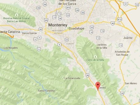 Un paciente muere tras choque de ambulancia - El-Faisan-Santiago-Nuevo-Leon