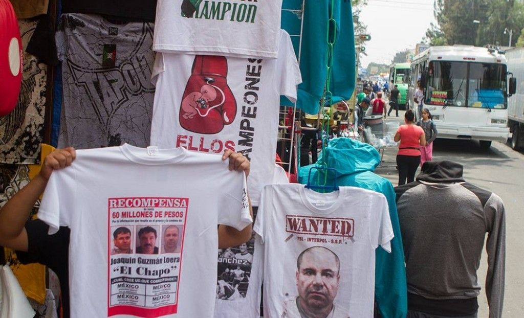 Las 10 colonias más peligrosas del Distrito Federal - Playeras-Chapo-Tepito-Excélsior-1024x622