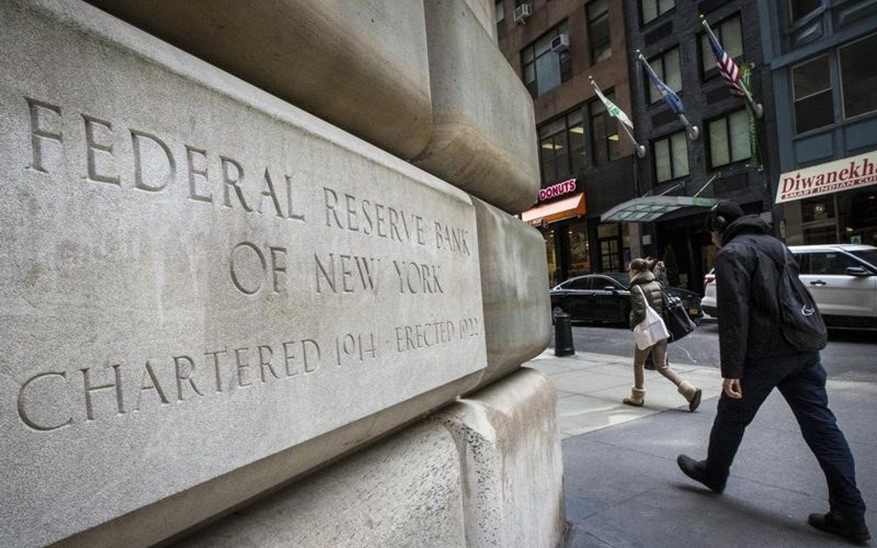 Usaremos las reservas para combatir crisis del tipo de cambio: Videgaray - Reuters-Fed-fachada