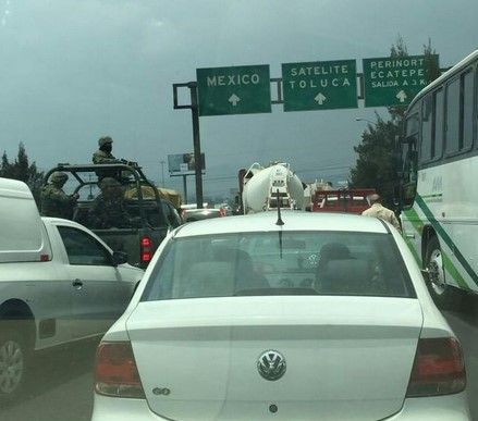 Choque de tráiler complica el tránsito en la México-Querétaro - Tráfico-queretaro