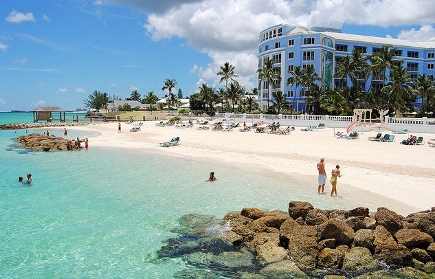 ¿Cuál es la ciudad más cara para vivir? - islas_caiman