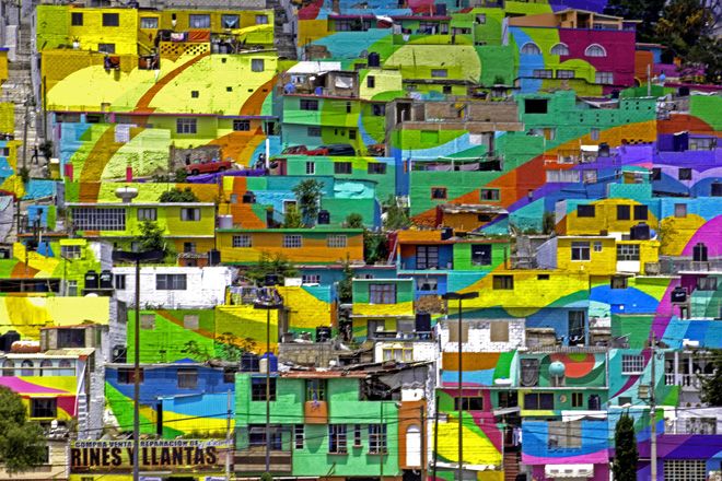 Artistas callejeros decoran 209 casas en Pachuca - macro-mural-pachuca-germen-crew-4