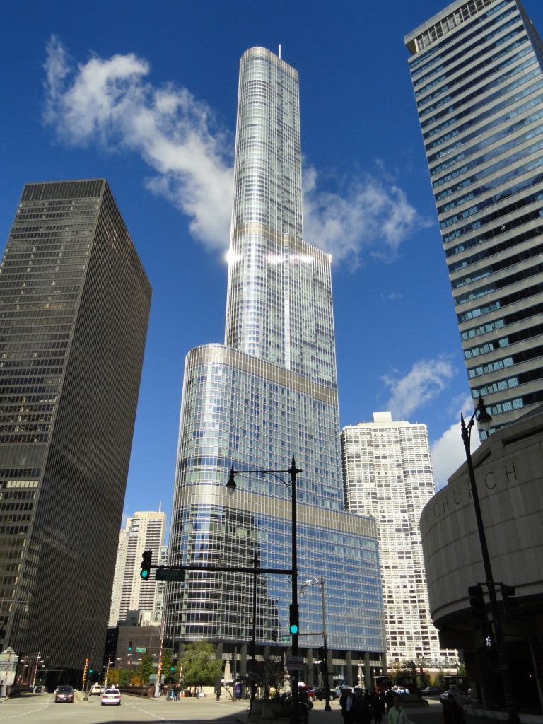 Donald Trump podría no ser tan rico como dice - trump_tower1-768x1024