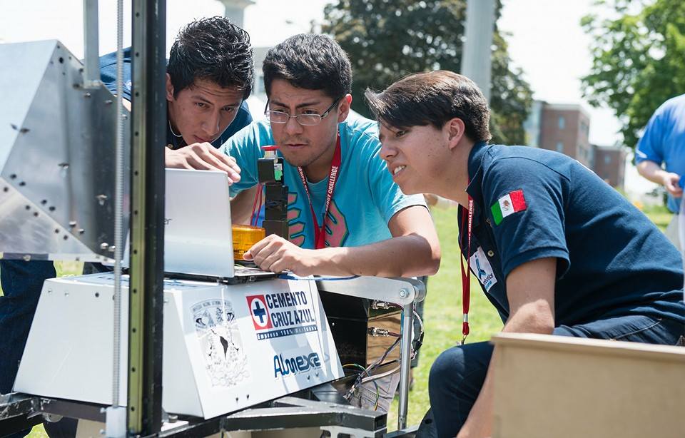 Estudiantes de la UNAM ganan concurso de la NASA - 11391735_686034921530218_976831546013446092_n