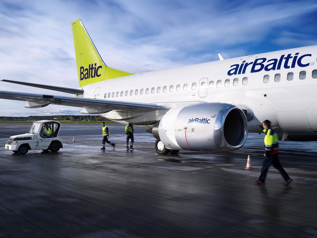 Sentencian a 6 meses de cárcel a copiloto que fue a trabajar ebrio - Airbaltic-1024x769