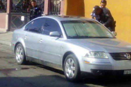 Hallan cinco cuerpos dentro de un auto en Michoacán - Automóvil-La-Piedad-muertos