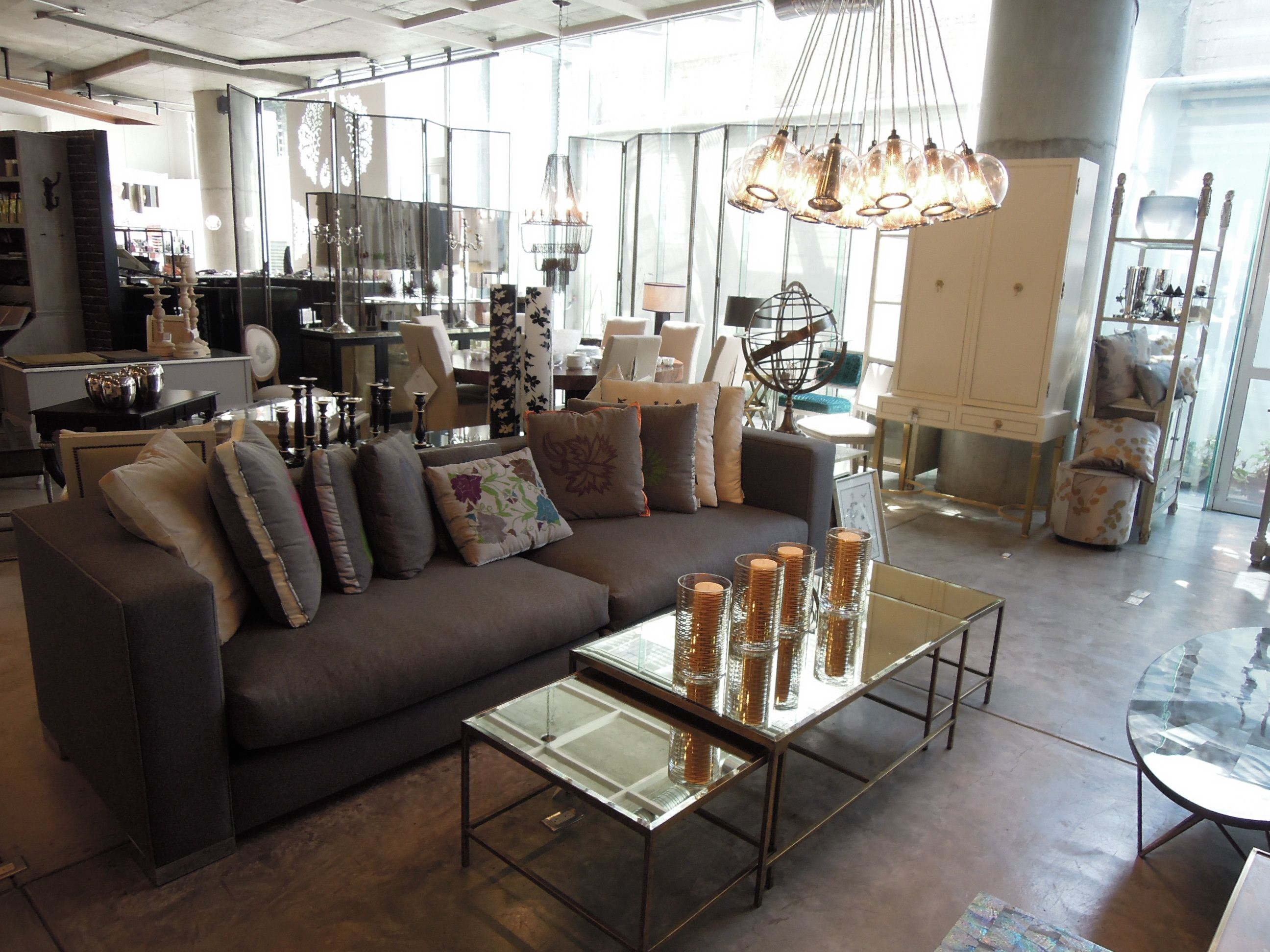 Productos subirán de precio por encarecimiento del dólar - DSCN3245