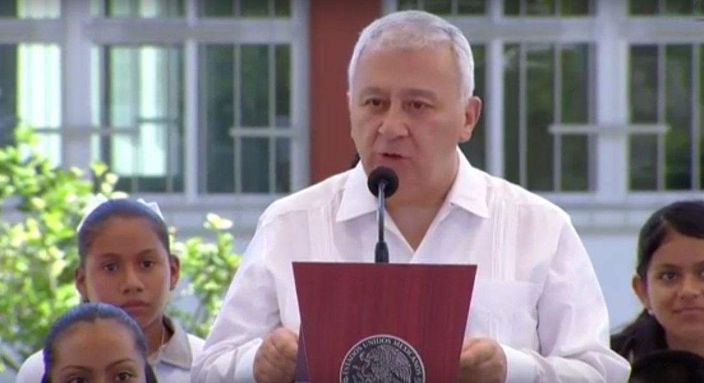 EPN inaugura el ciclo escolar 2015-2016 - Emilio-chuayffet-ciclo-escolar-Presidencia-1024x558