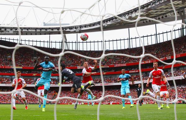 Arsenal cae ante el West Ham en inicio de la Premier - Gol-Kouyate-Arsenal-West-Ham