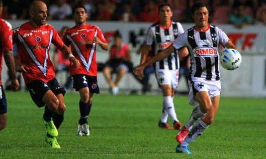 Veracruz se impone a Monterrey 2-1 - Tiburones-Monterrey-28ago-Internet