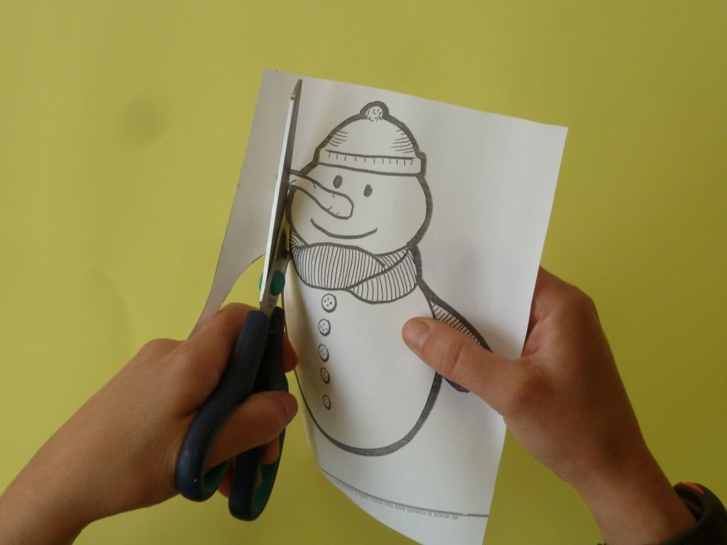 Las dificultades más comunes de los zurdos y cómo superarlas - Tijera-zurdo-1024x768