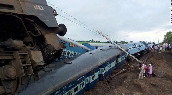 Mueren 27 por descarrilamiento de trenes en India - Trenes-india-5-agosto-Getty-Images2