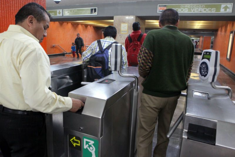 Las dificultades más comunes de los zurdos y cómo superarlas - Zurdo-torniquete