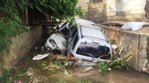 Tormenta inunda calles de Hermosillo - inundación-hermosillo-2