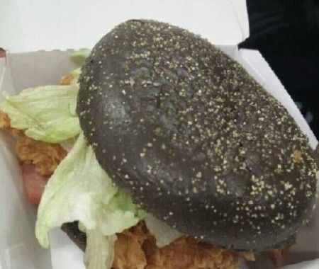 Hamburguesas de colores en China - kfc-new-burger-03