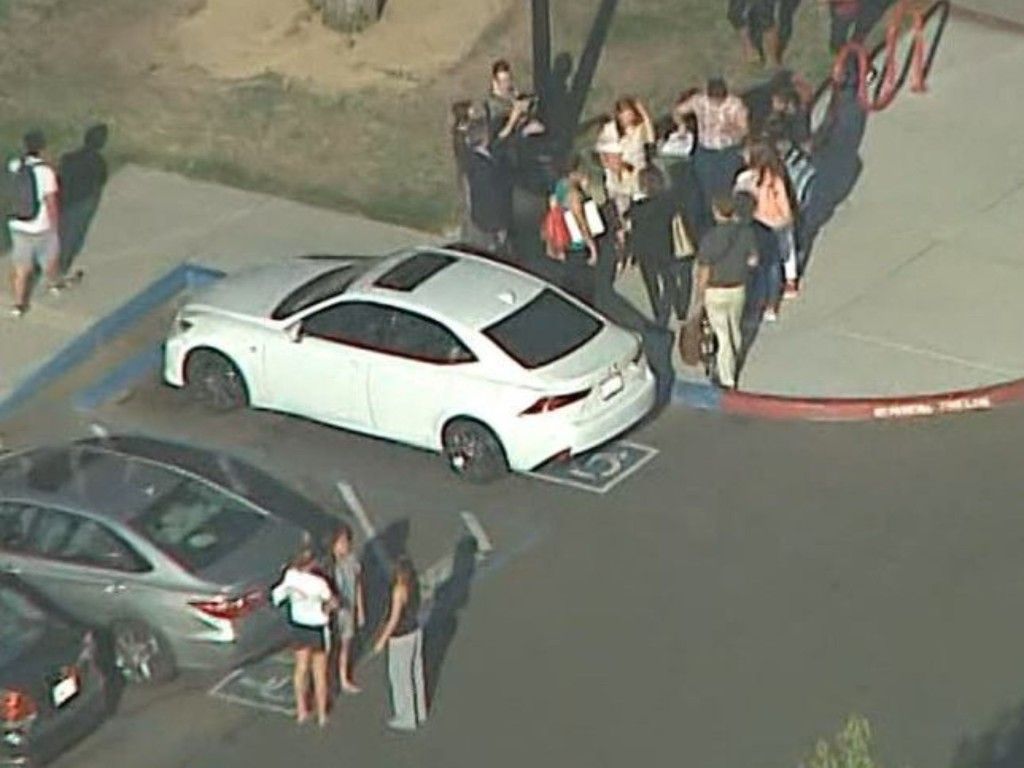 Tiroteo en Sacramento deja un estudiante muerto - Balacera-sacramento-3-septiembre-ABC-1024x768