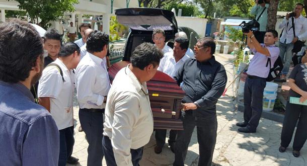 Dan último adiós a Eraclio Zepeda - Dan-último-adiós-a-Eraclio-Zepeda-5