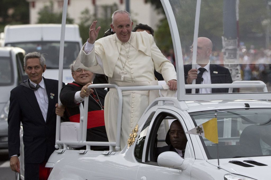 El papa Francisco oficia misa en Cuba - SOP-AP-SPANI-SPAN-CU_Cast-1024x682