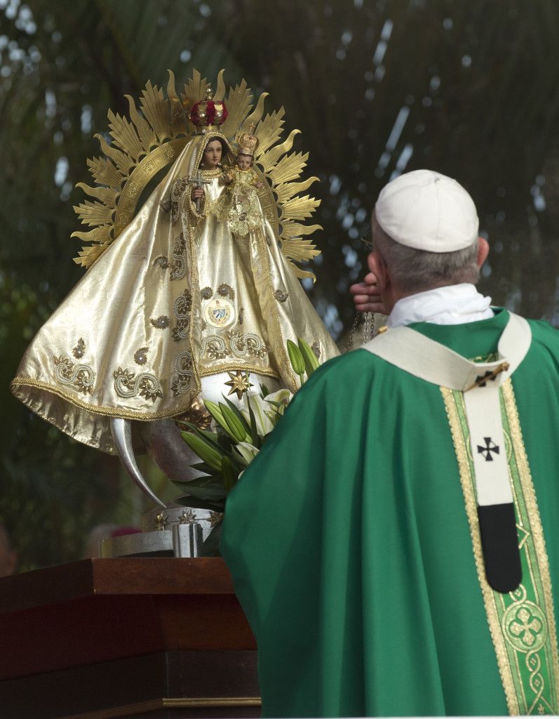 El papa Francisco oficia misa en Cuba - SOP-AP-SPANI-SPAN-CU_Cast-4-797x1024