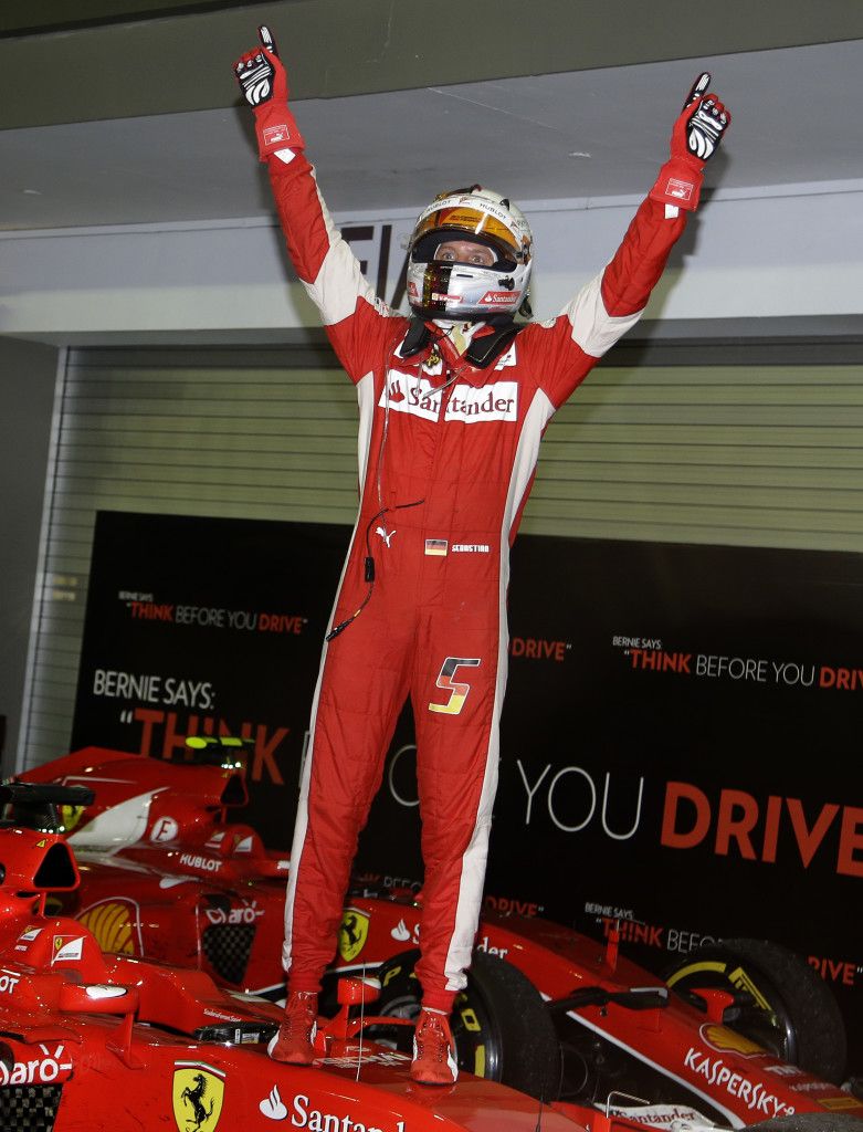 Vettel gana el Gran Premio de Singapur - SOP-AP-SPANS-SPANCAR-_Cast-3-781x1024
