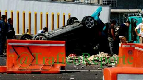 Doble volcadura en la México-Puebla deja dos heridos - accidente-mexico-puebla-3