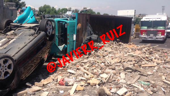 Doble volcadura en la México-Puebla deja dos heridos - accidente-mexico-puebla-4