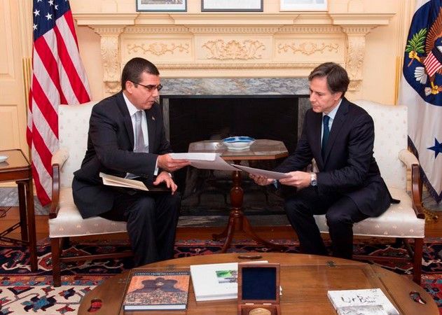 Embajador de Cuba entrega cartas credenciales a Obama - embajador-Cuba-Casa-Blanca-EmbaCubaUS