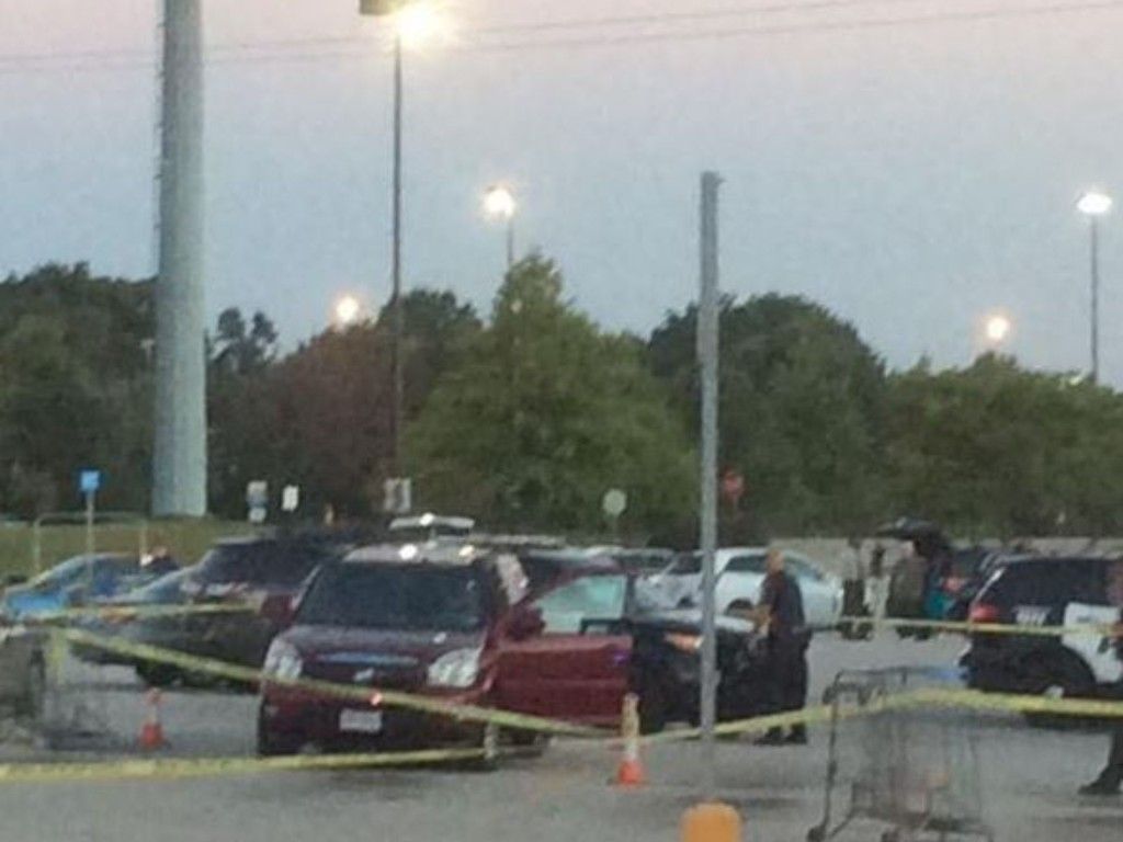 Encuentran a bebé muerto en estacionamiento de Walmart - estacionamiento-walmart-3-1024x768