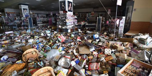 Mueren tres y desaparecen 26 por inundaciones en Japón - inundaciones-japon-6