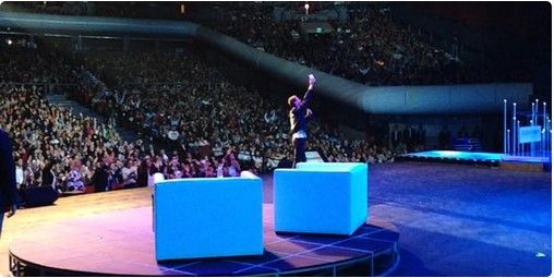 Creador de Snapchat asegura buscar humanizar los medios sociales - sna